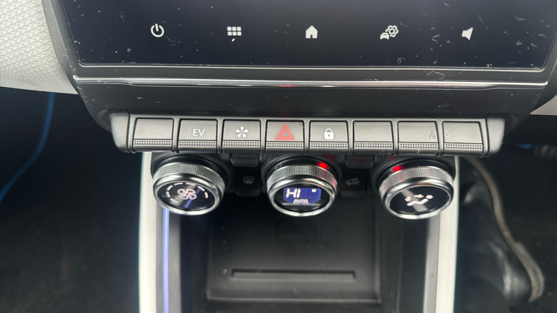 Renault Clio 1.6 E-TECH full hybrid 145 Techno 5dr Auto Hybrid Hatchback